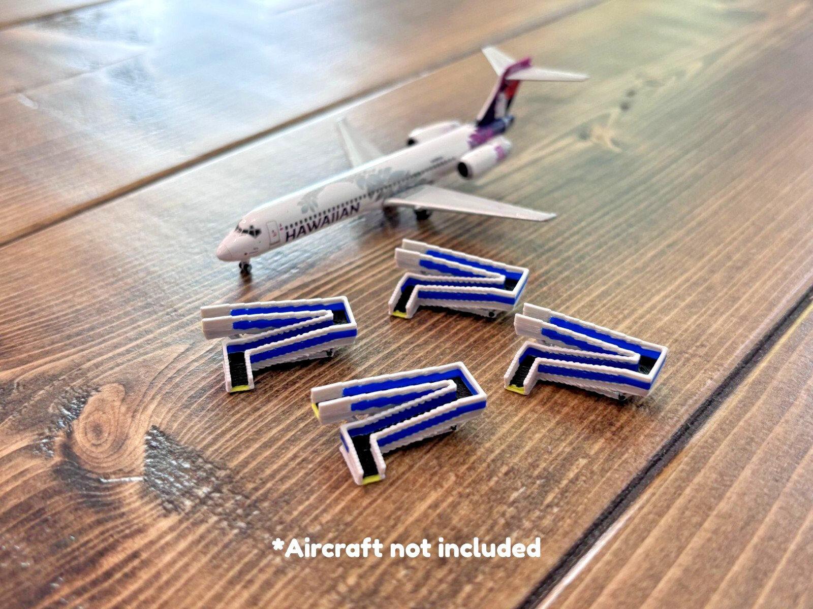 1:400 Model Airport Accessories - 4 Piece *Lowered* Boarding Ramp Set (Blue)