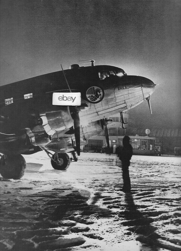 AIR FRANCE DOUGLAS DC-3 #F-BHKX ON A SNOWY NIGHT 1991 PICTURE