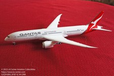 Gemini Jets Qantas Airways Boeing 787-9 in Current Color Diecast Model 1:200 picture