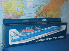 1/200 SKYMARKS KLM ROYAL DUTCH AIRLINES BOEING B777-300ER W/GEAR **BRAND NEW** picture