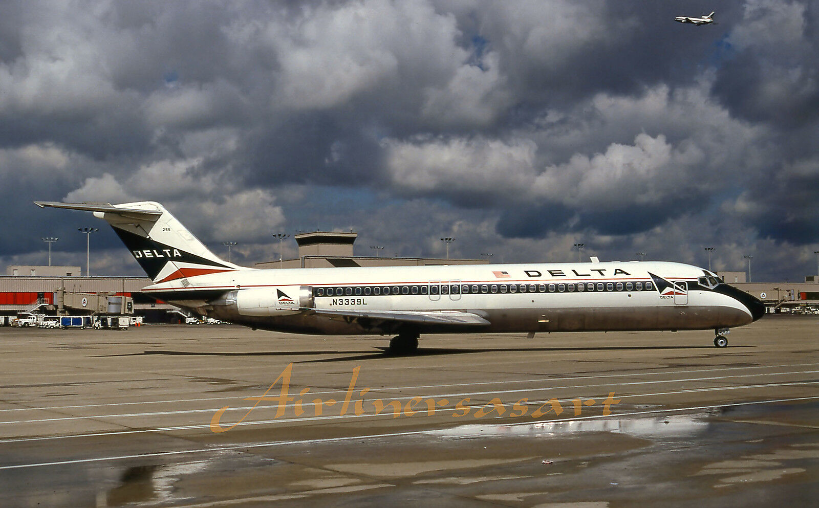 Delta Airlines Douglas DC-9-32 N3339L at ATL in 1989 8\
