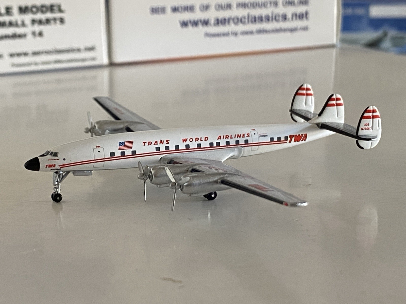 Aeroclassics TWA Trans World Airlines Lockheed L-1649 Starliner 1:400 N7306C