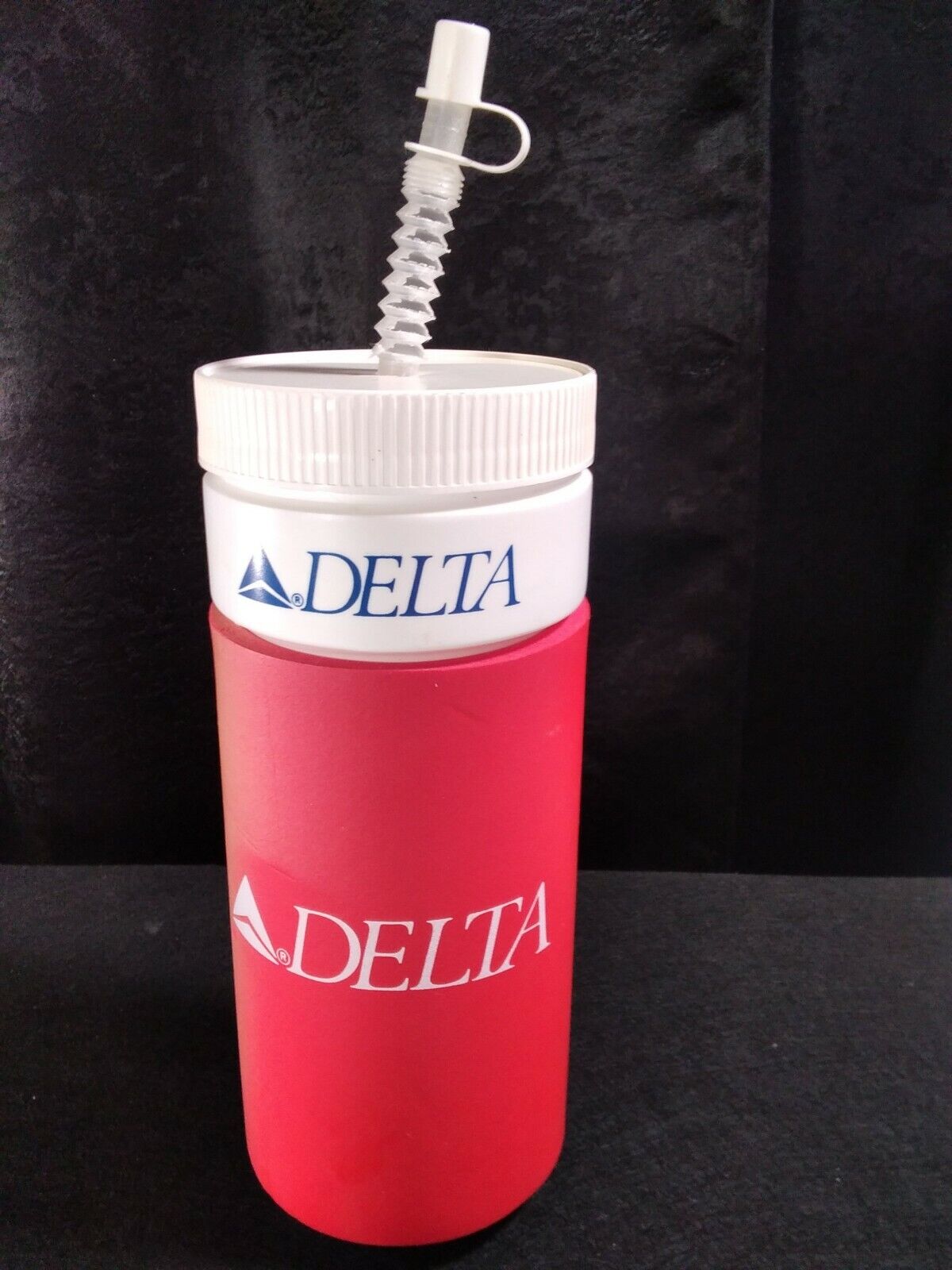 Delta Airlines Drink Bottle Vtg 1980s Original Rare VHTF Never Used Coozie USA