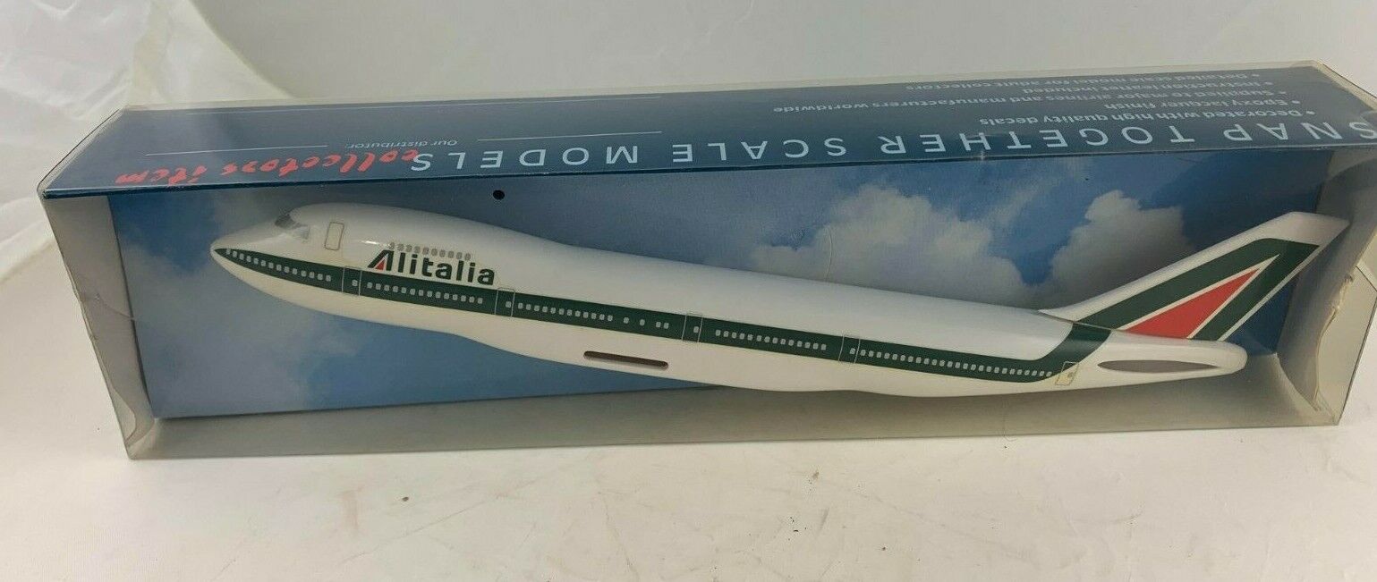 Alitalia 747-200 1:250 Model Airplane Aircraft, New In Box - CMD Brand Holland