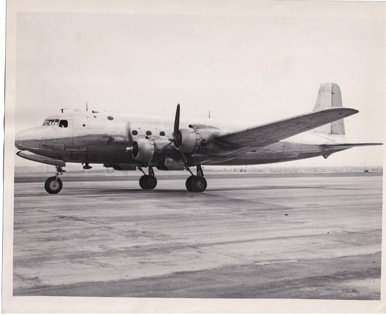 B&W 8x10ish PR Photo Douglas DC-4 C-54 Skymaster (PAM76) B&W 8x10ish PR Photo Douglas DC-4 C-54 Skymaster (PAM76)