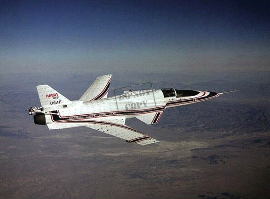 US AIR FORCE USAF X-29 Flight Research Aircraft 8X12 PHOTOGRAPH NASA A