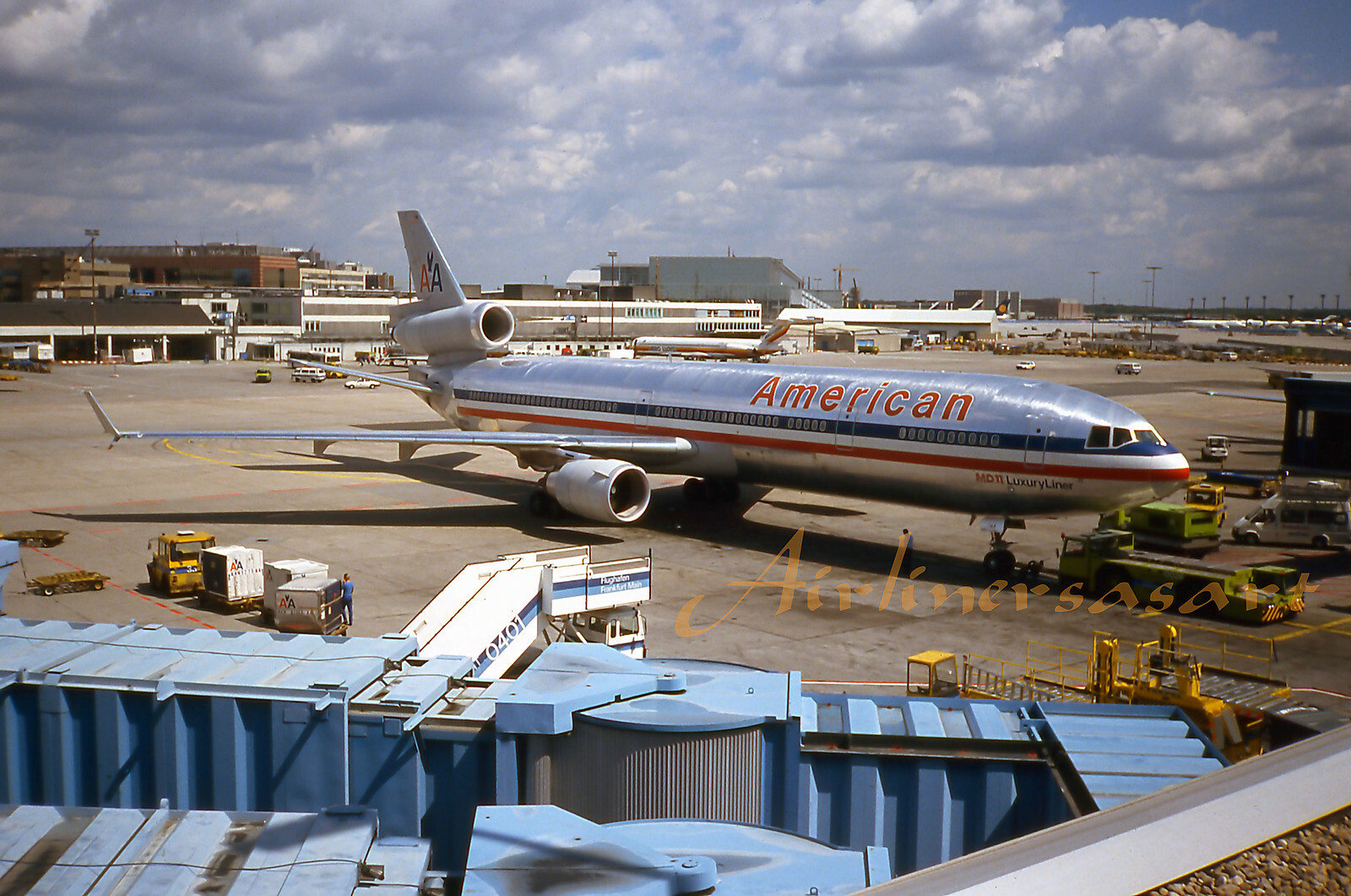 American Airlines McDonnell Douglas MD-11 at FRA 8\