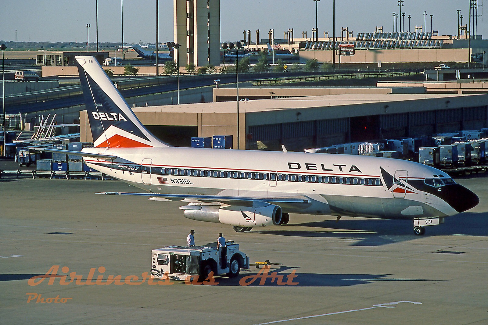 Delta Airlines Boeing 737-232 N331DL at DFW in April 1987  8
