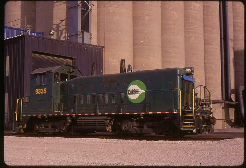 Cargill Grain SW-1200 #9335 ORIGINAL Kodachrome Slide E. St. Louis IL 2000