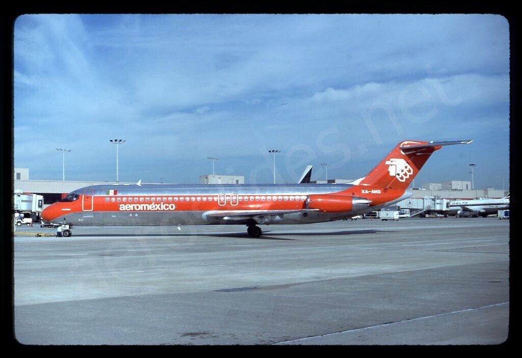 Aeromexico Douglas DC-9-32 XA-AMD Oct 86 Kodachrome Slide/Dia A17