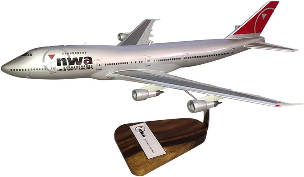 Northwest Airlines Boeing 747-200 Desk Top Display 1/144 Jet Model SC Airplane