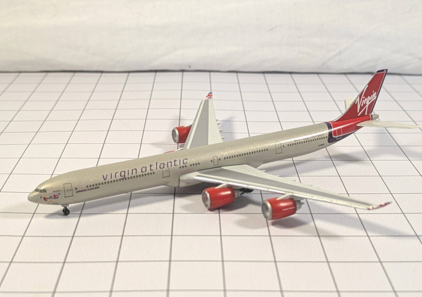 VIRGIN ATLANTIC Airbus A340-600 Aircraft Model 1:500 Scale Herpa G-VSHY READ VIRGIN ATLANTIC Airbus A340-600 Aircraft Model 1:500 Scale Herpa G-VSHY READ
