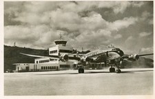 K.L.M. AIRLINES CONSTELLATION AIRLINE ISSUE POSTCARD AIRPORT / AIRCRAFT picture