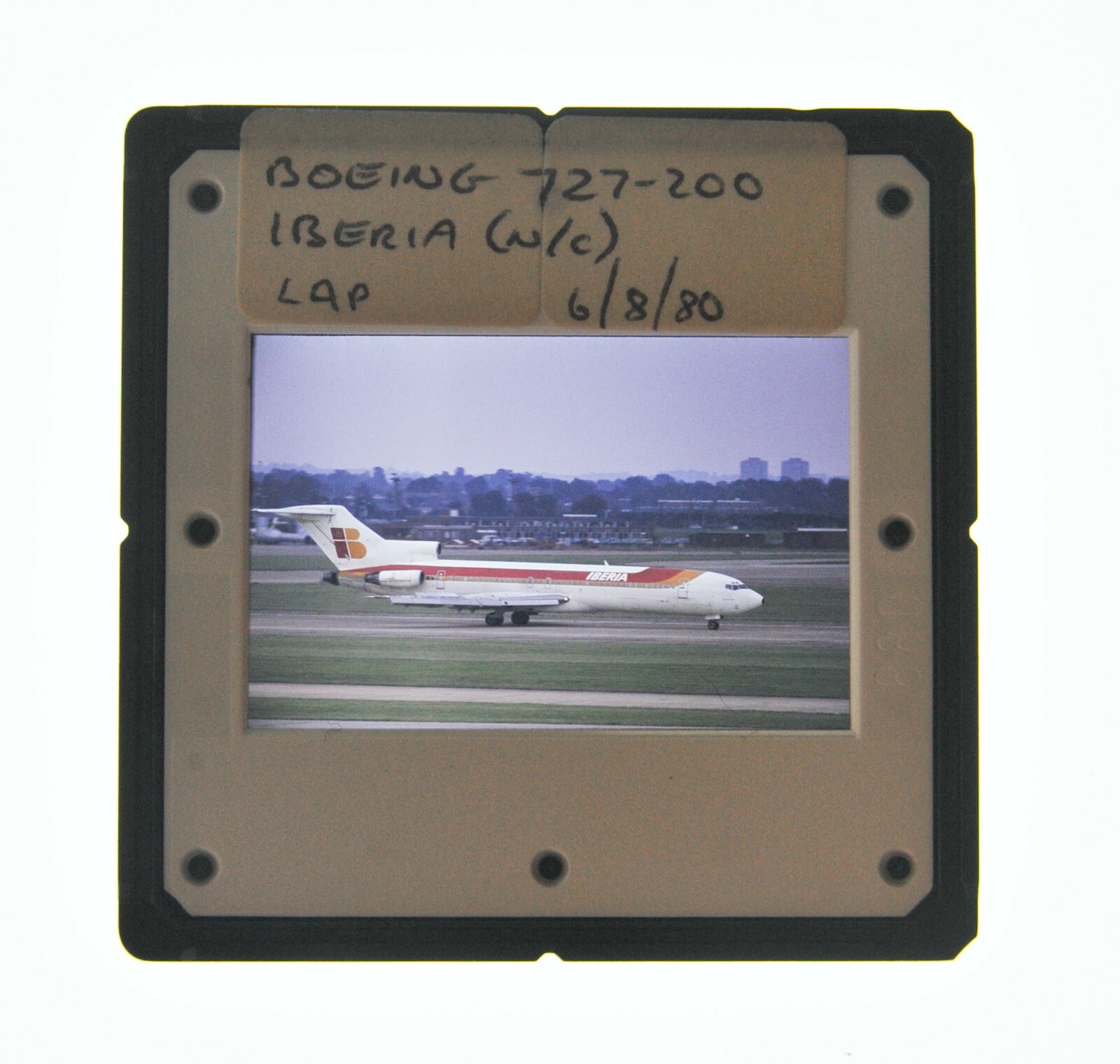 35MM SLIDE AIRCRAFT 1980 - BOEING 727-200 IBERIA AIRLINES AT HEATHROW A96
