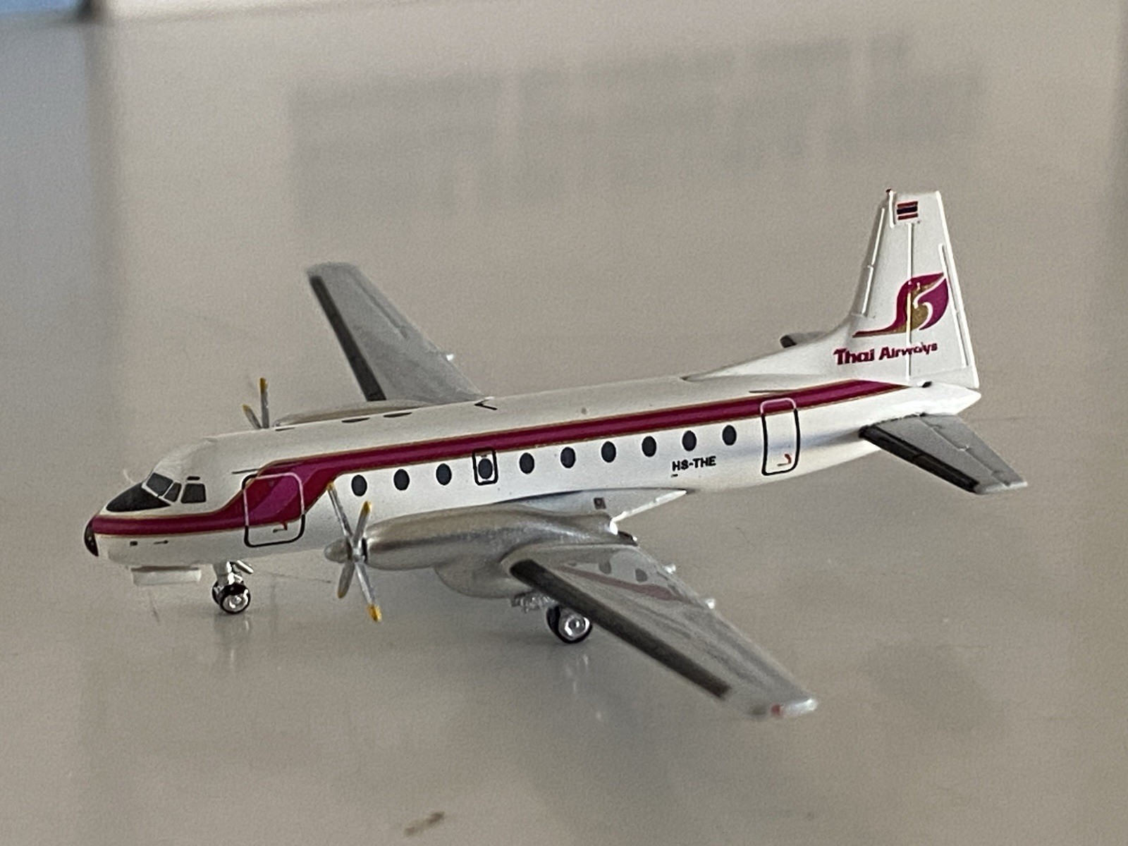 Aeroclassics Thai Airways Hawker Siddeley HS-748 1:400 HS-THE AC419677