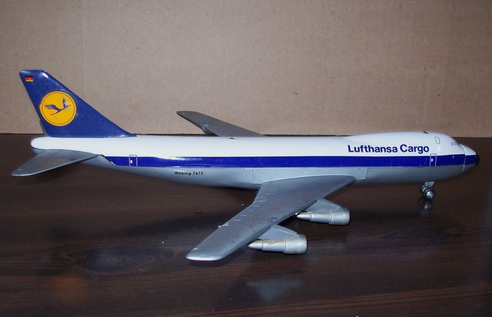 1:250 Lufthansa Cargo BOEING 747F Display Model by Schabak (Schuco) Germany