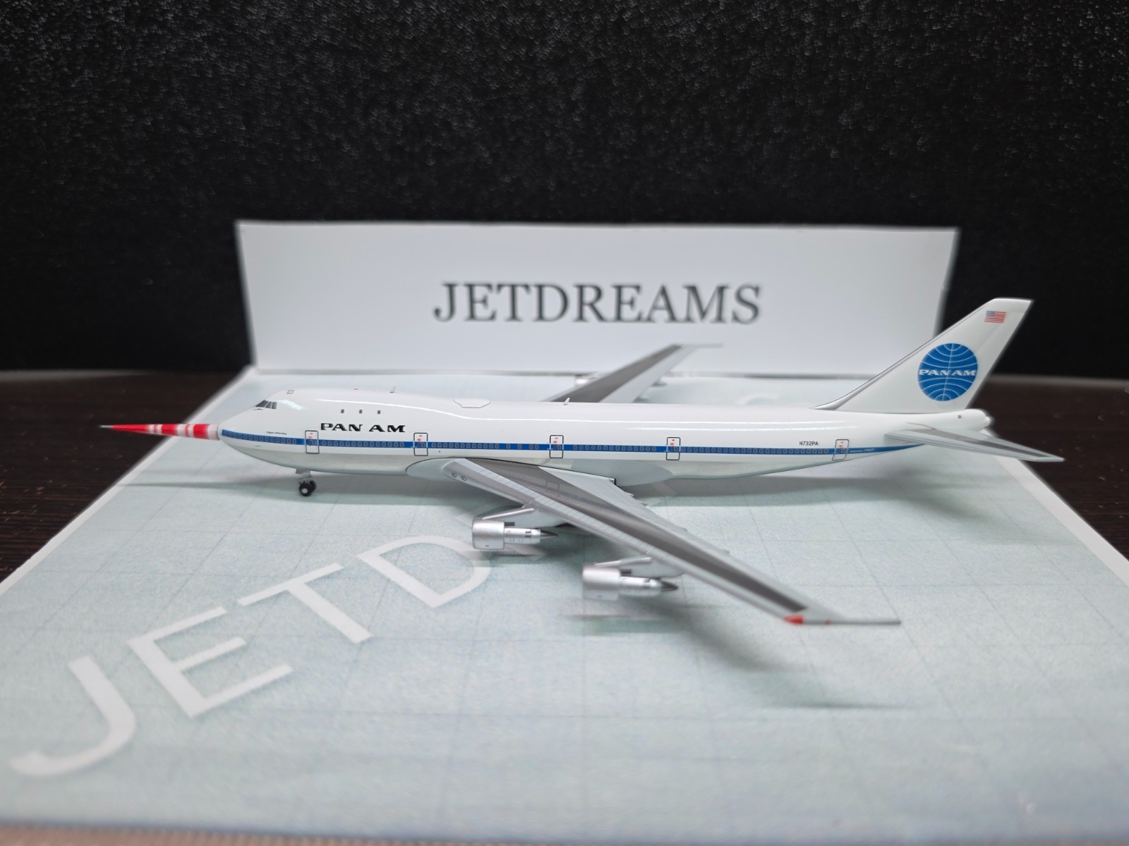 1/400 PAN AMERICAN / AM BOEING 747-100 70'S COLORS WIND PROBE N732PA JC WINGS