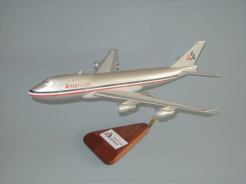 American Airlines Boeing 747-200 Desk Top Display Wood Model 1/144 SC Airplane