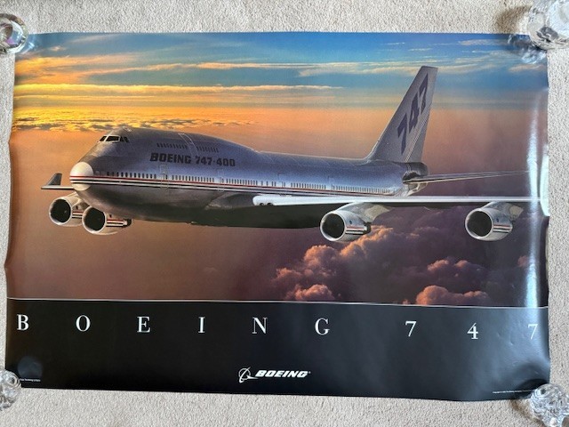 Boeing 747-400 Inflight Glossy Poster / 36 Boeing 747-400 Inflight Glossy Poster / 36