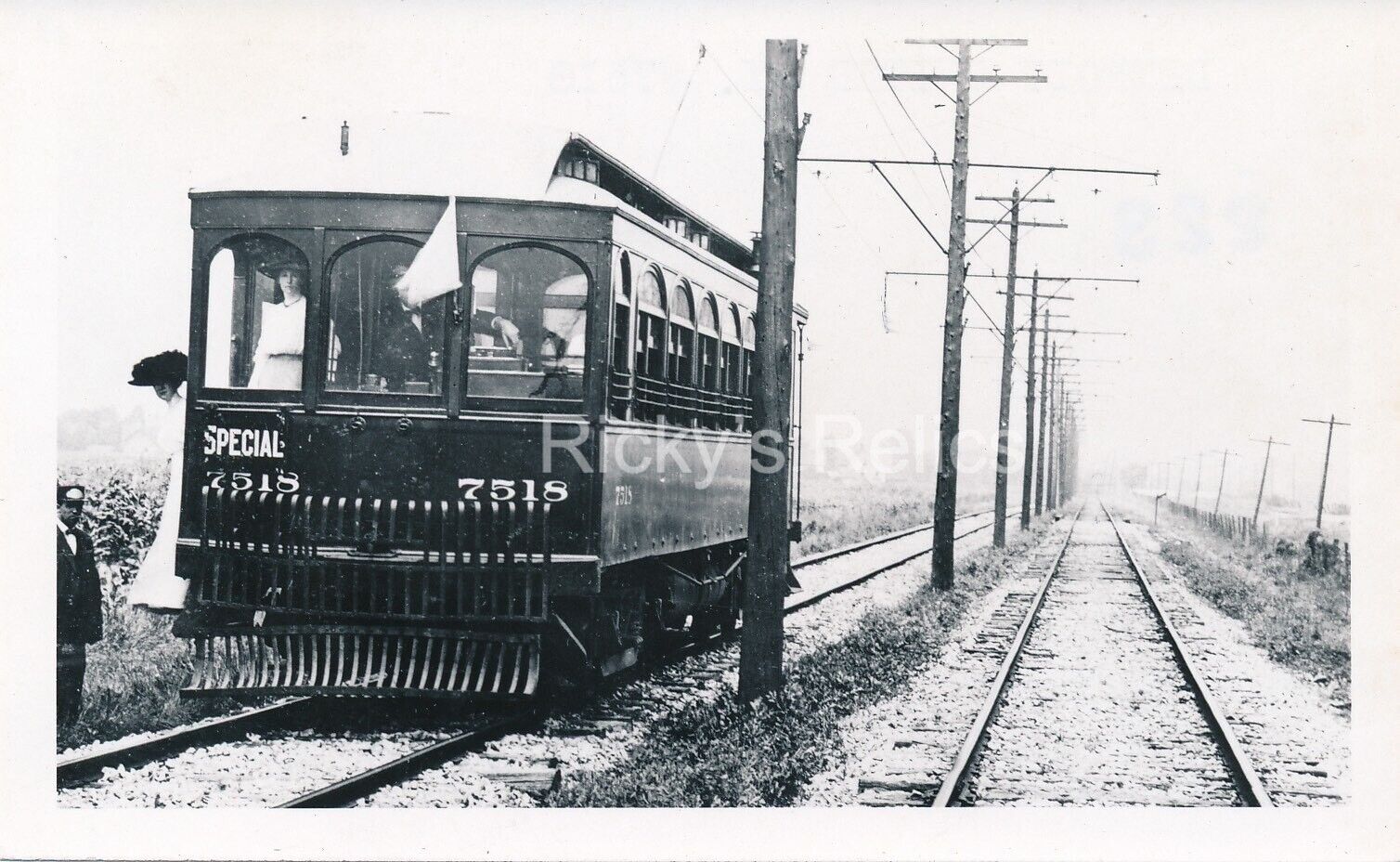 B&W Photo #7518 Detroit United RR 1910’s Streetcar Special Action