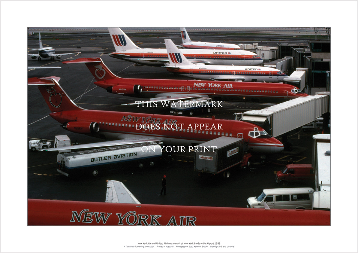 New York La Guardia Airport A2 Art Print – NYAir United 1983 – 59 x 42 cm Poster