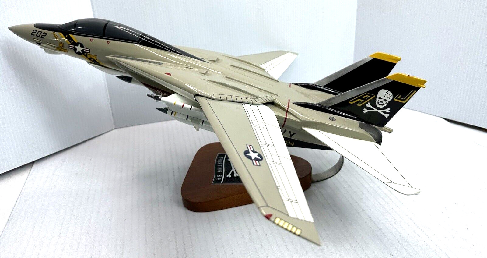 Model Airplane F-14A Tomcat VF-84 Jolly Rogers Fighting 84 Desk -Table SEE VIDEO