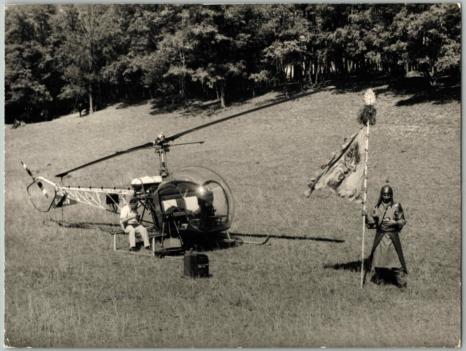 BELL 47 HELICOPTER GHENGIS KHAN FILM ARRIFLEX 35 CAMERA ORIGINAL RANK PHOTO
