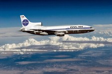 PAN AMERICAN WORLD AIRWAYS L-1011 TRISTAR 12x18 GLOSSY PHOTO PRINT picture