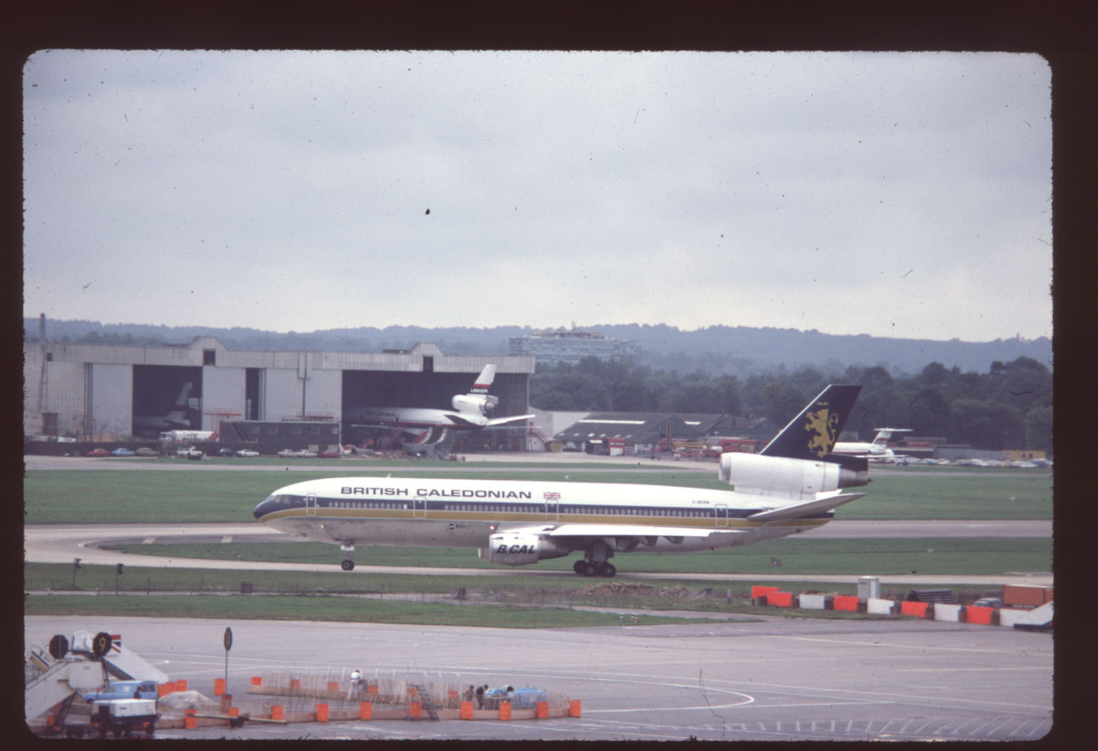 Orig 35mm airline slide British Caledonian Airways DC-10-30 G-BEBM Orig 35mm airline slide British Caledonian Airways DC-10-30 G-BEBM