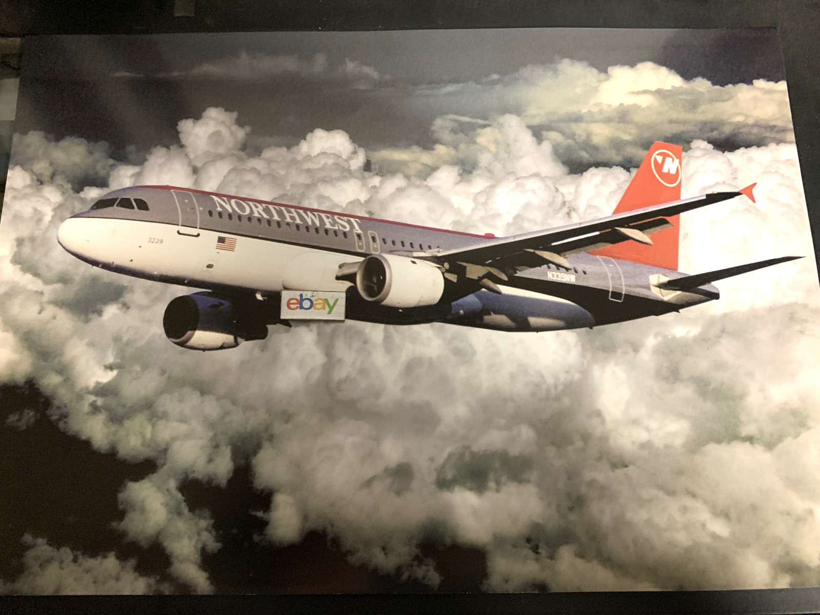 NORTHWEST AIRLINES AIRBUS A-320 2004 JETSHOTZ CALENDAR PICTURE