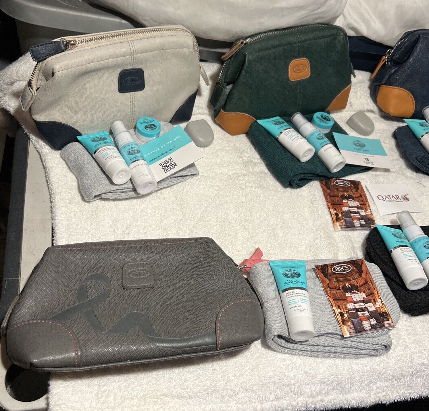 Qatar  Airways amenity kit Set Of 5 Mans Amentys