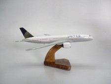B-787 United Air B787-10 Desktop Mahogany Kiln Dried Wood Model Regular New picture