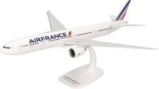 Herpa 613491 Air France Boeing 777-300ER F-GSQJ Desk 1/200 Jet Model AV Airplane picture
