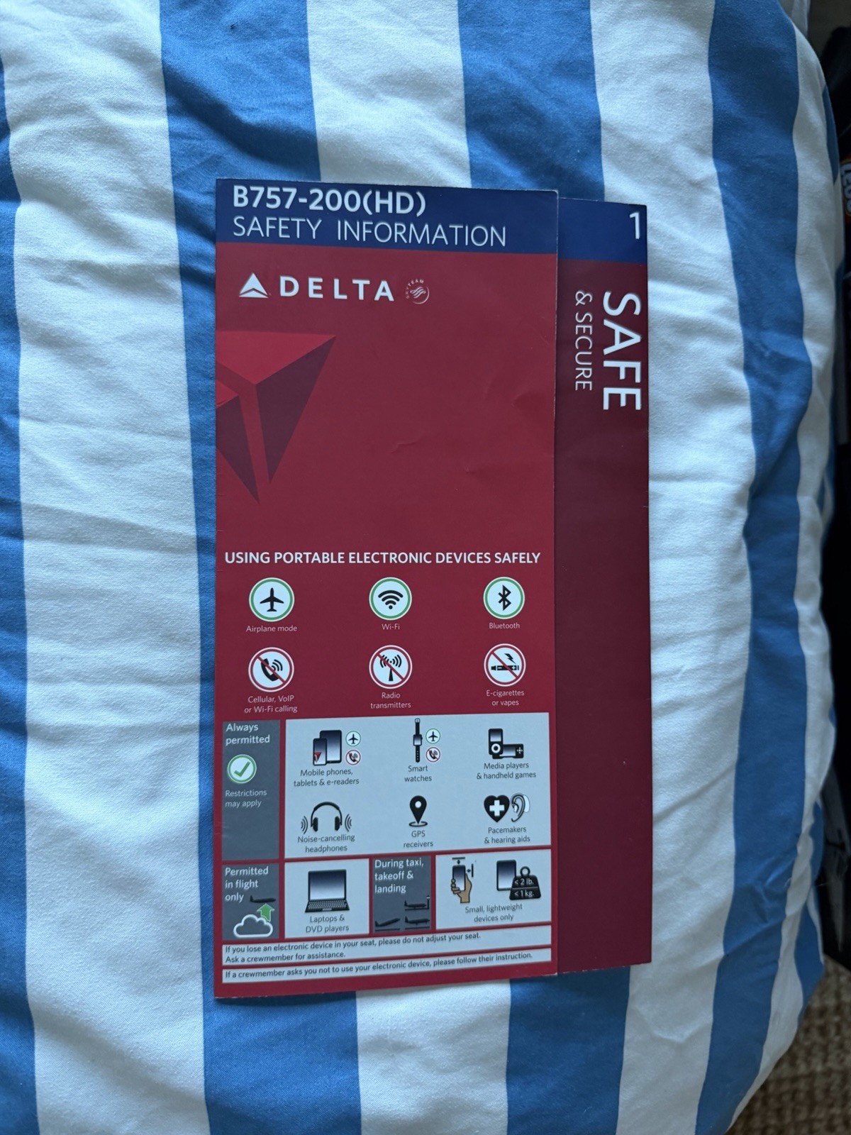 Delta Airlines Boeing 757-200(HD) Safety Card Delta Airlines Boeing 757-200(HD) Safety Card