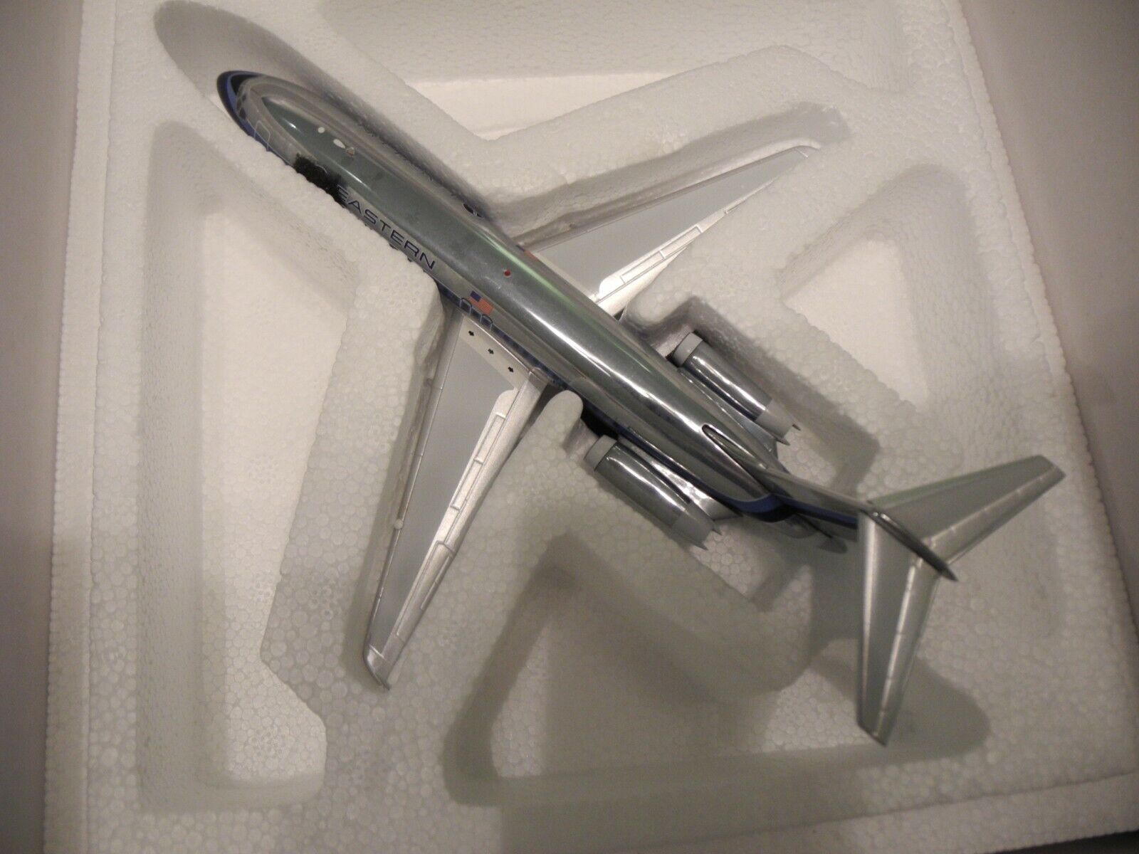 Very Rare McDonnell Douglas DC-9 Eastern Airlines, RETIRED NIB 1:200