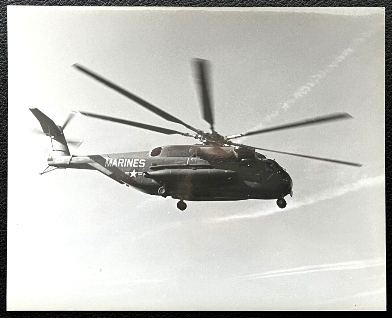 USMC Sikorsky CH-53E Super Stallion Helicopter 8 x 10 Official US Navy Photo USMC Sikorsky CH-53E Super Stallion Helicopter 8 x 10 Official US Navy Photo