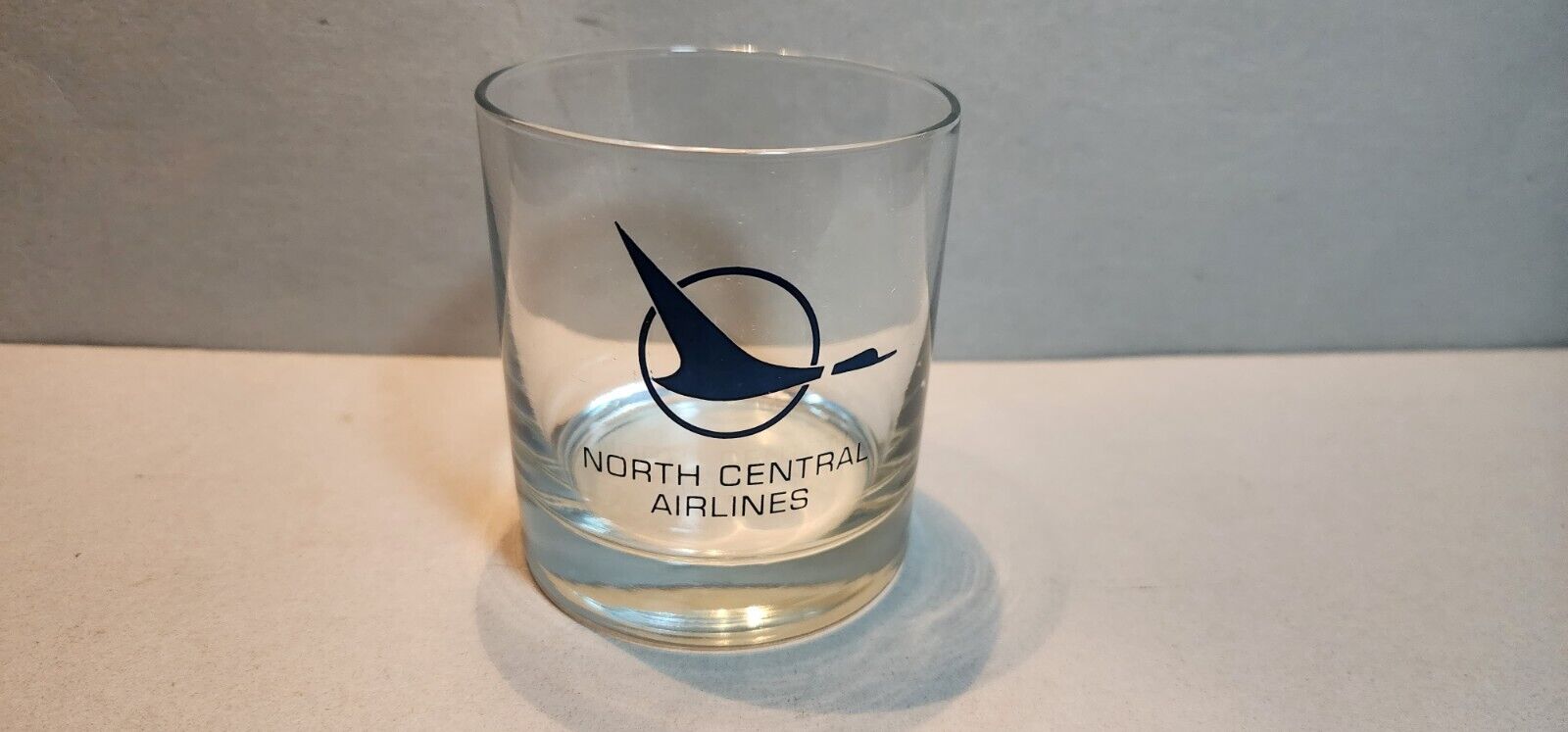 NORTH CENTRAL AIRLINES ROCKS GLASS