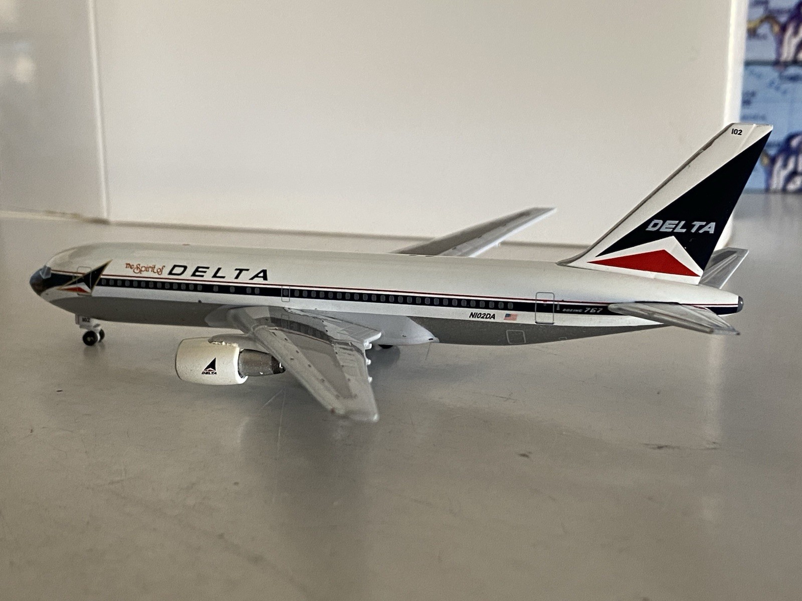 Aeroclassics Delta Air Lines Boeing 767-200 1:400 N102DA BBN102DAB Spirit Delta