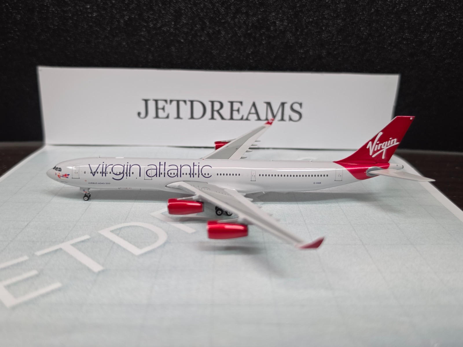 1/400 VIRGIN ATLANTIC AIRBUS A340-300 10\'S COLORS G-VAIR MAIDEN TOKYO PHOENIX