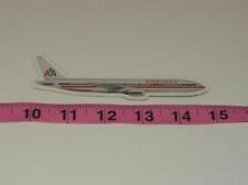 AMERICAN AIRLINES BOEING 777 MAGNET NEW Airplanes Jets Aviation AA logo picture
