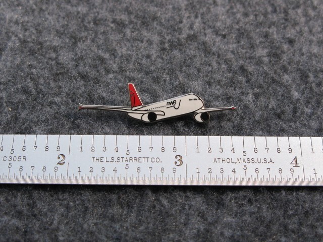 NORTHWEST AIRLINES / NWA AIRBUS A-320 PIN. NORTHWEST AIRLINES / NWA AIRBUS A-320 PIN.
