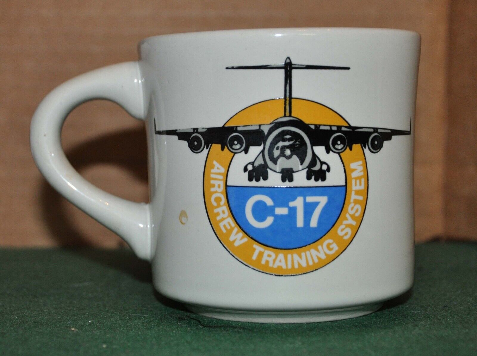C-17 BOEING GLOBEMASTER III CARGO PLANE COFFEE MUG - SINGER-LINK