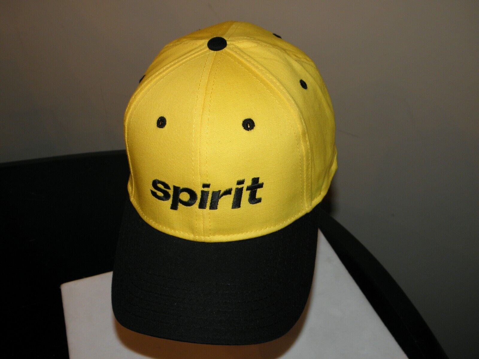 SPIRIT AIRLINES BASEBALL CAP AIRPLANE  PILOT F/A MECHANIC CHRISTMAS GIFT NEW 