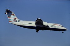 RC567_G-BZAT_BRITISH AIRWAYS_BAE AVRO 146-RJ100 - ORIGINAL KODAK SLIDE picture