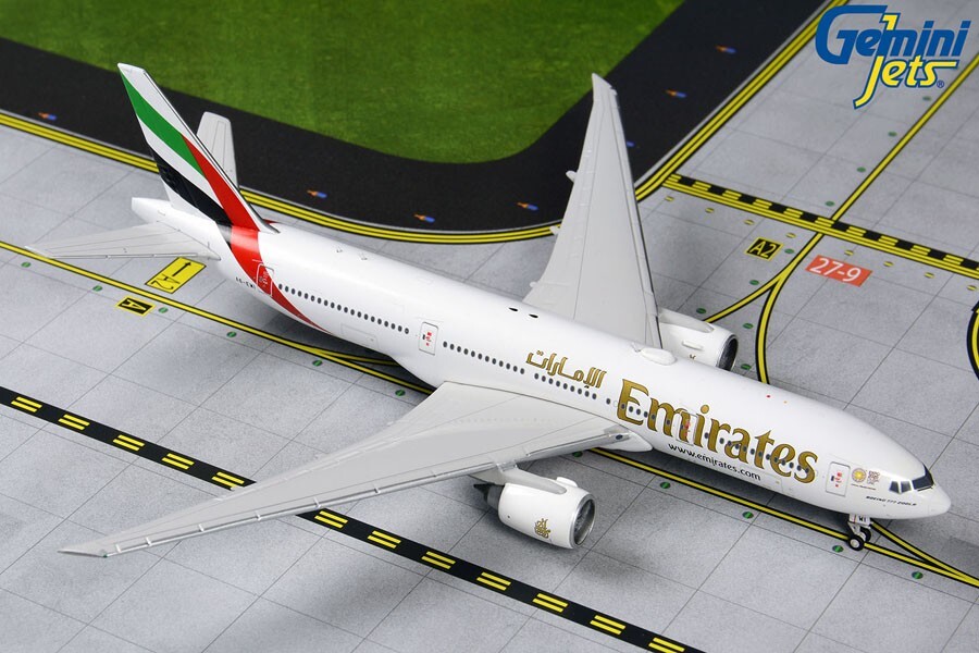 Emirates Airlines Boeing 777-200LR A6-EWI GeminiJets 1:400