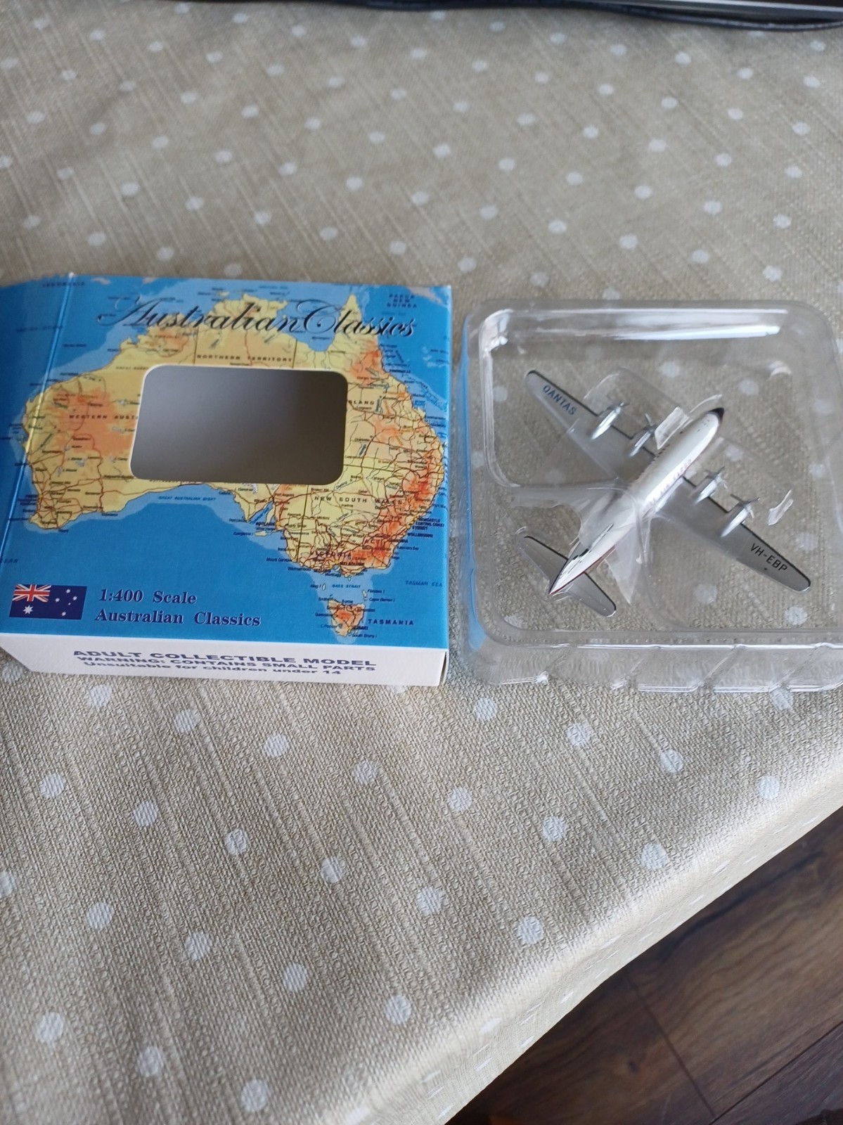 Aeroclassics Australian Classics Douglas DC-4 VH-EBP QANTAS AIR CARGO 1:400 LL18 Aeroclassics Australian Classics Douglas DC-4 VH-EBP QANTAS AIR CARGO 1:400 LL18