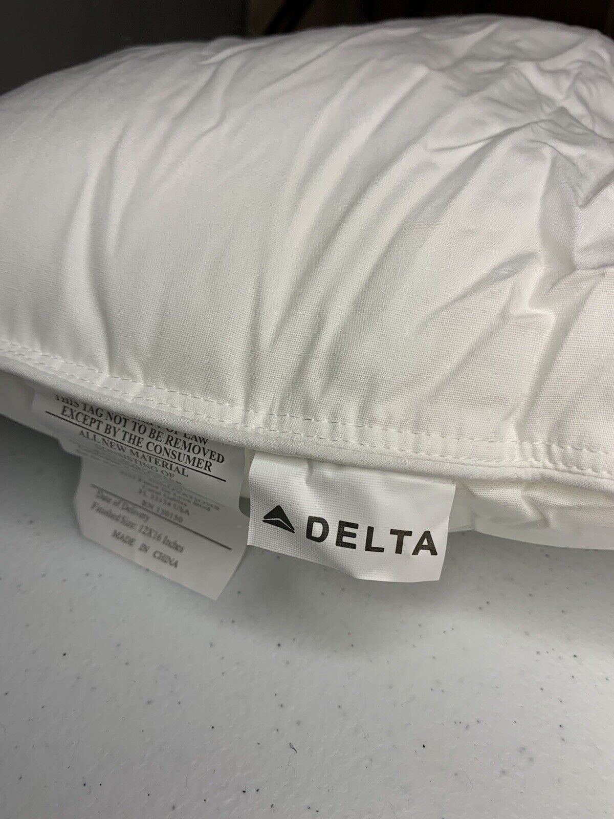 Rare Delta Airlines Heavenly Collection First Class Pillow 12x16 in. Brand New.