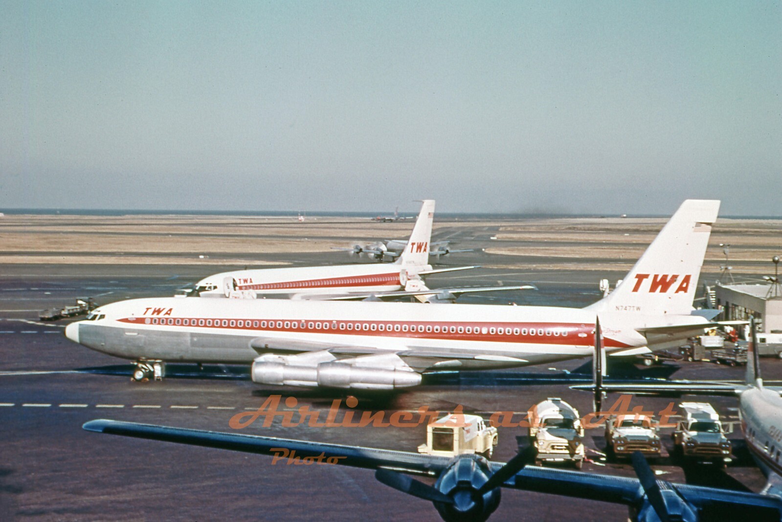 TWA Boeing 707-131B N747TW at SFO in 1962 8