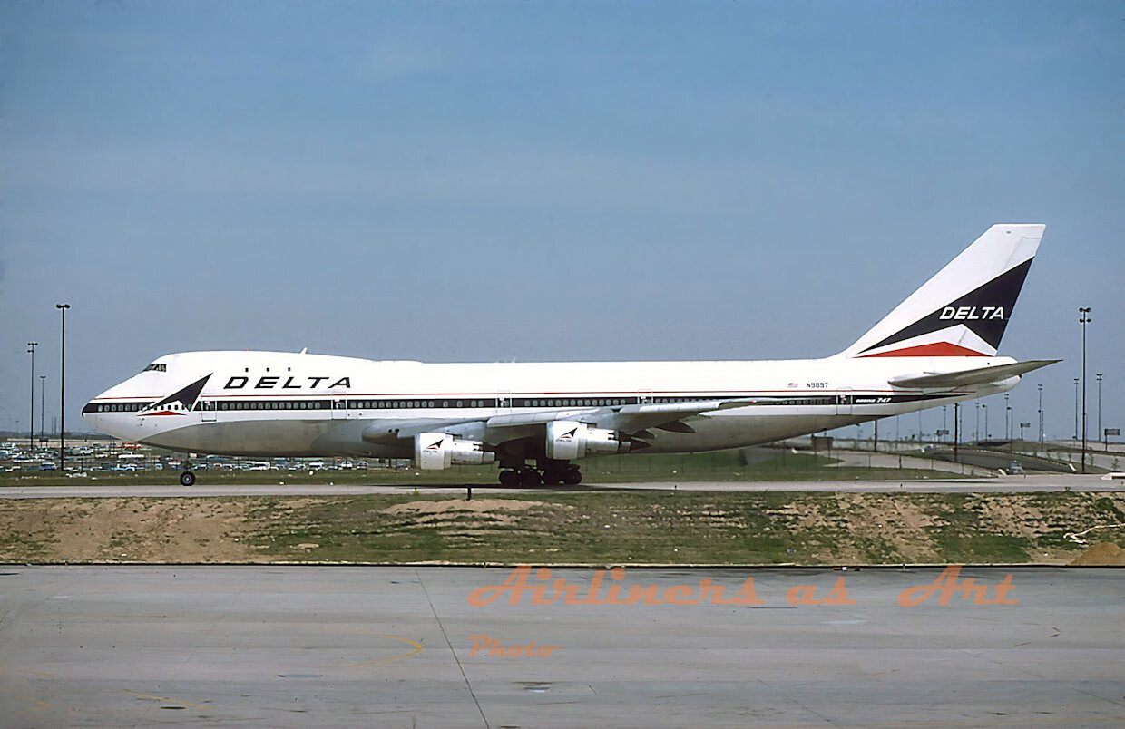 Delta Airlines Boeing 747-132 N9897 At DFW In April, 1975 8\