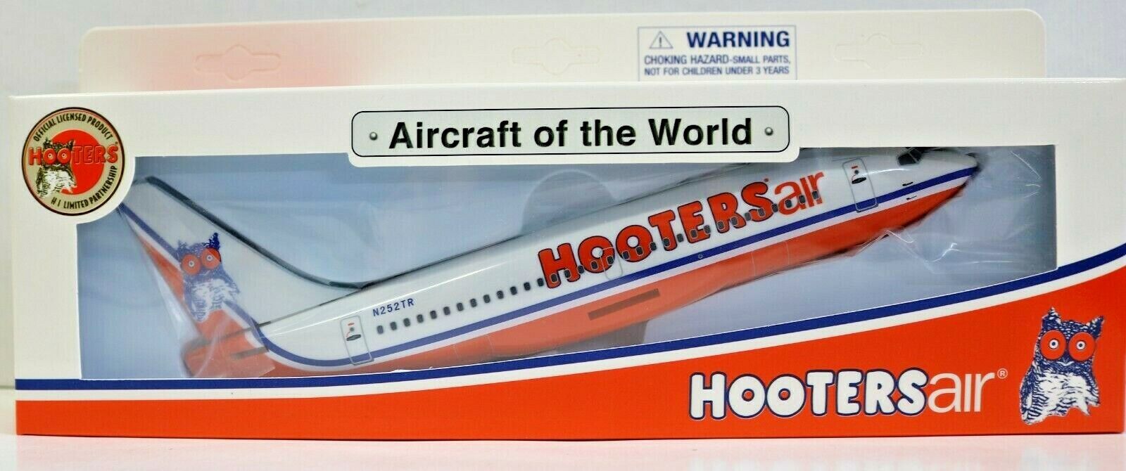 Hooters Air Boeing 737-200 Scale 1:130 Airplane Model Defunct Airlines - New 